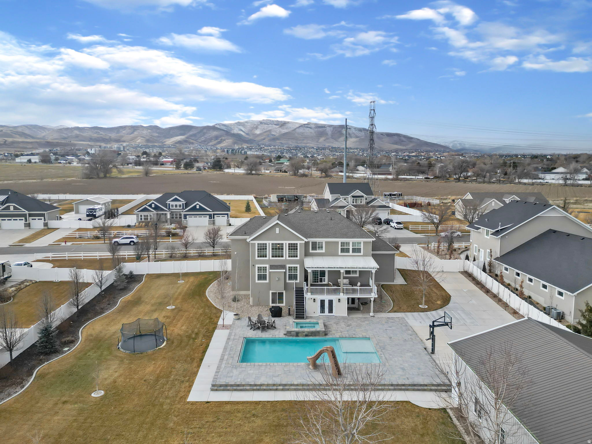 PALISADE ACRES 128 - Residential