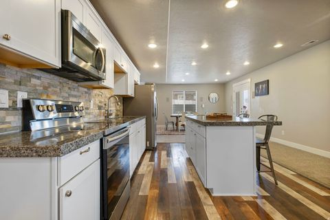 Tiny photo for 13883 S OXFORDSHIRE DR, Bluffdale, UT 84065 (MLS # 2138002)