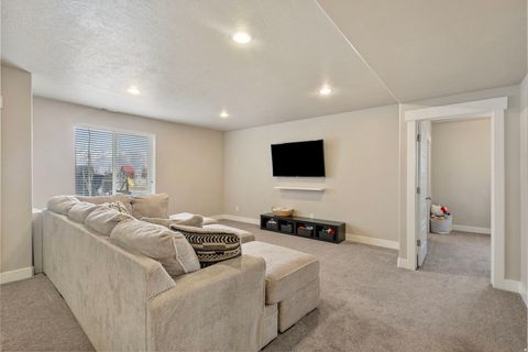 Tiny photo for 13883 S OXFORDSHIRE DR, Bluffdale, UT 84065 (MLS # 2138002)