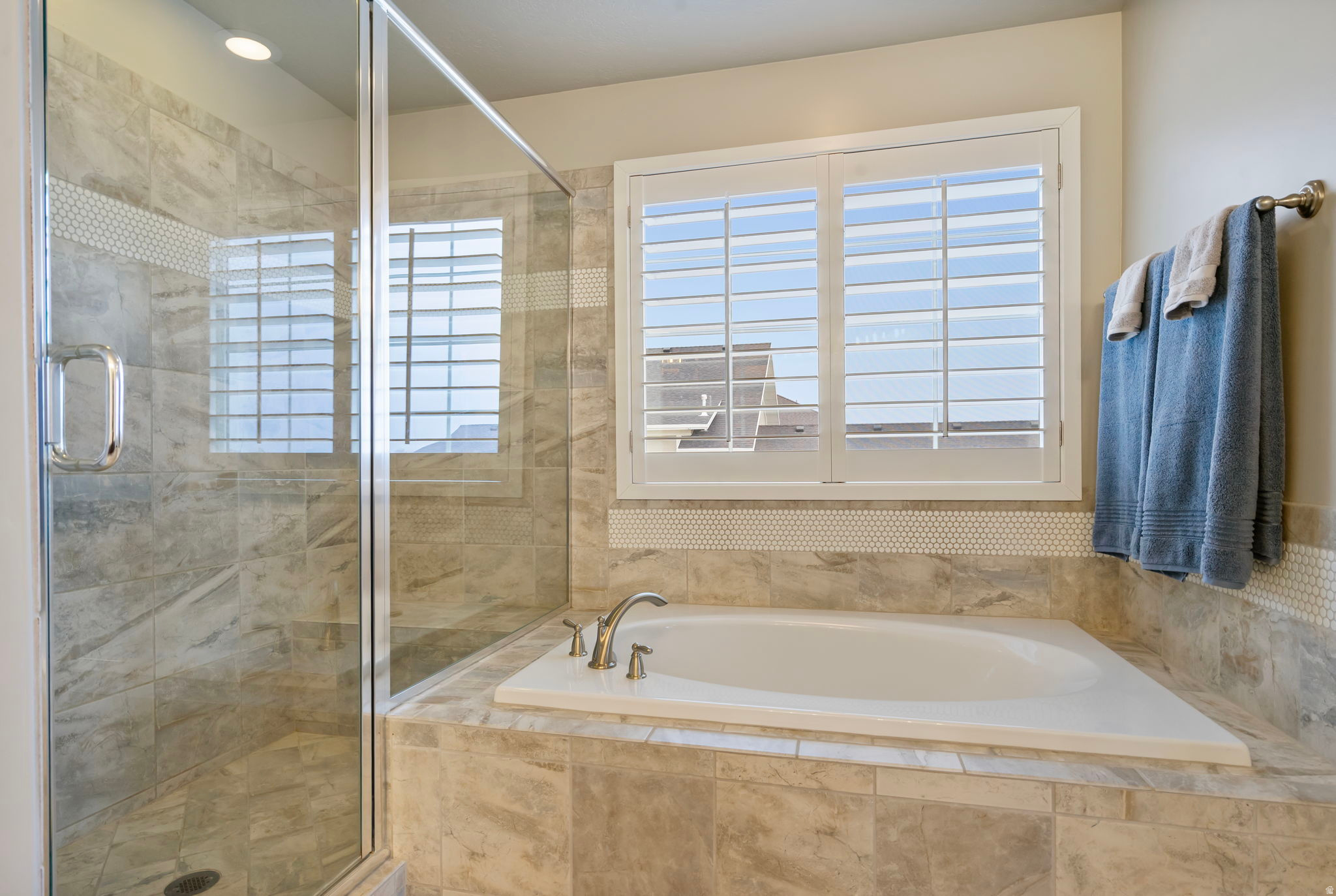 PALISADE ACRES 128 - Residential