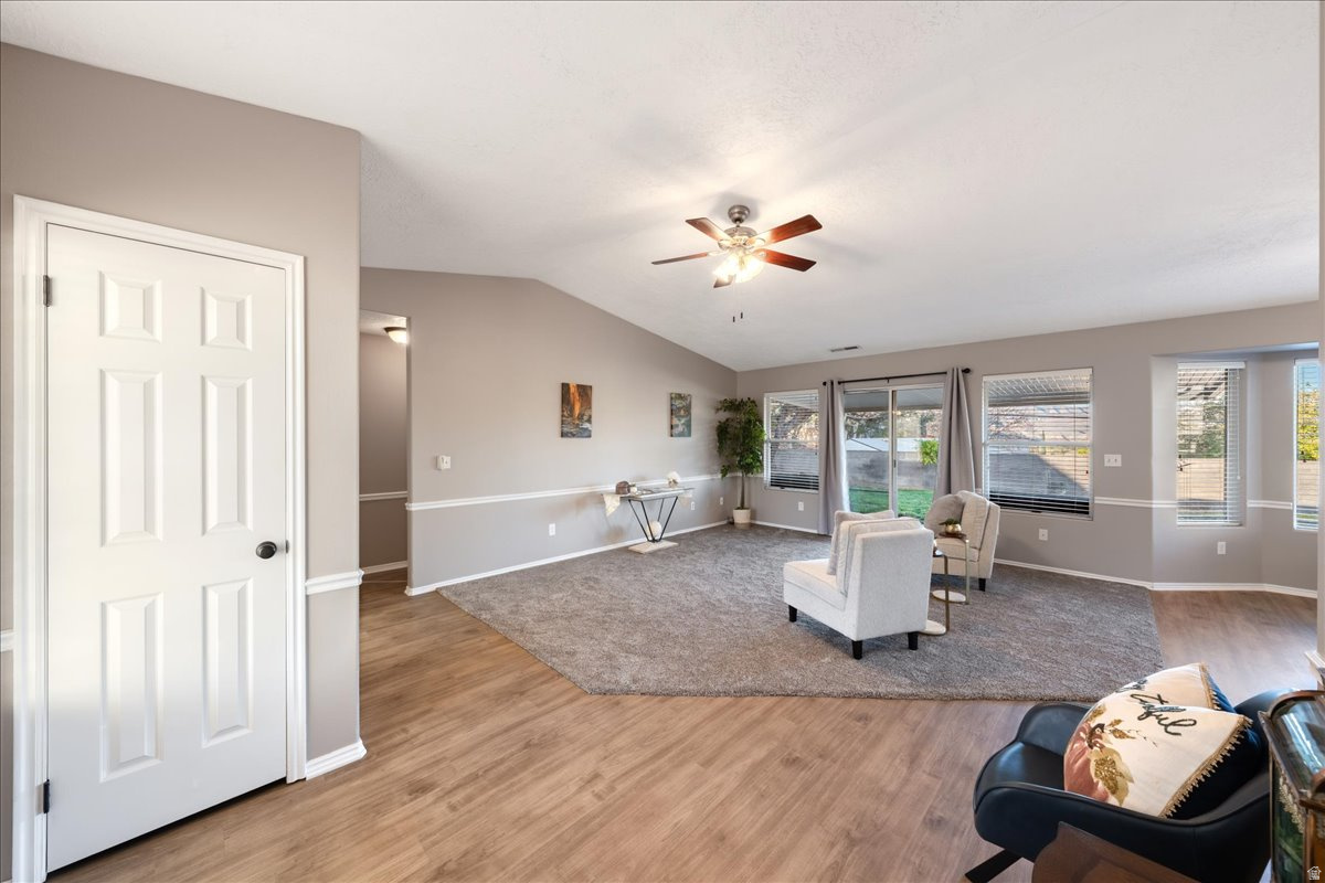 RIDGE WEST - Residential