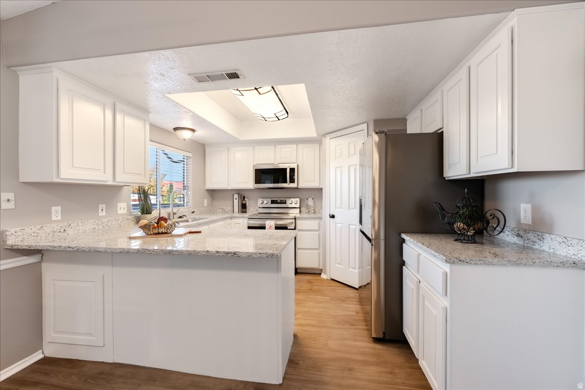 RIDGE WEST - Residential