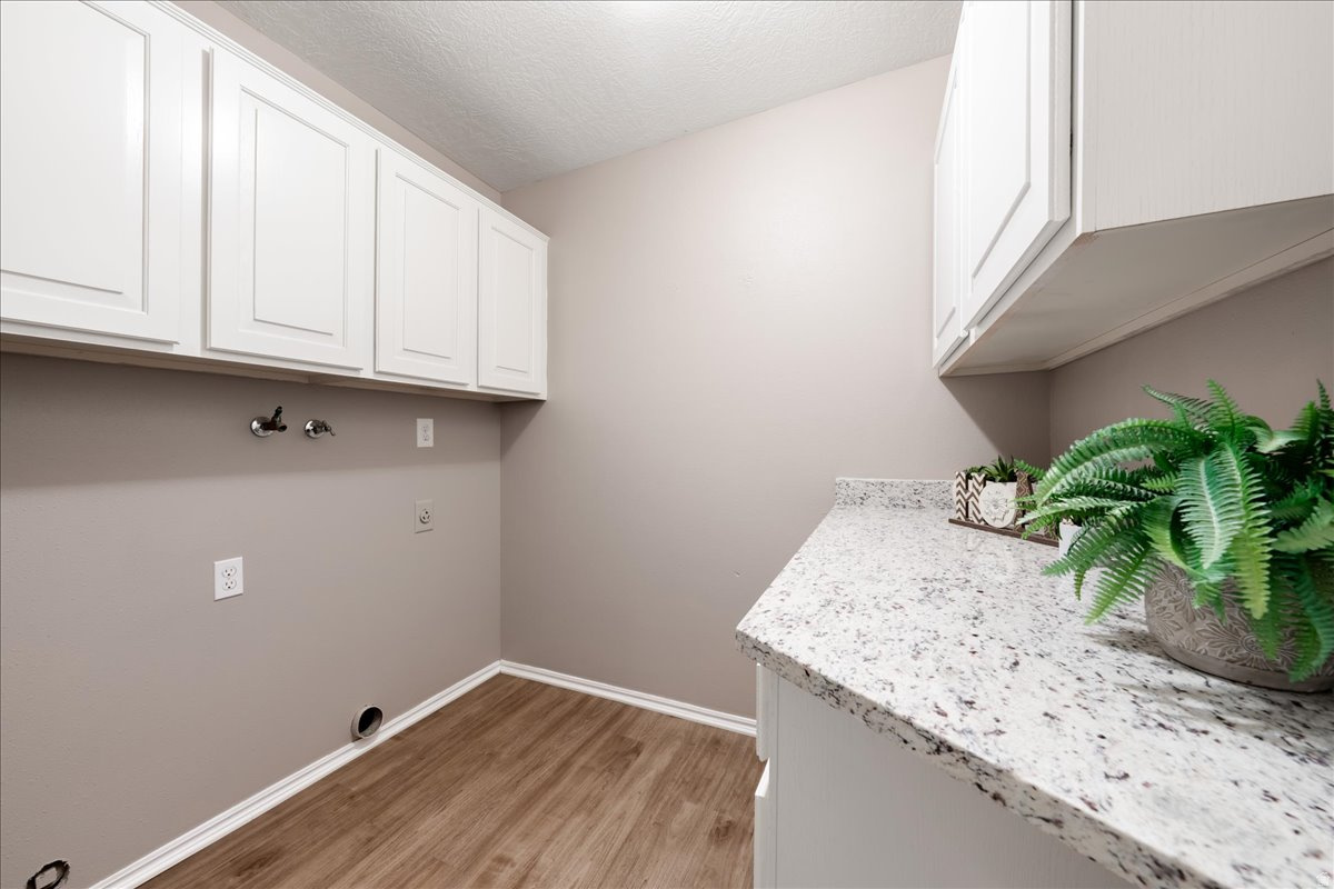 RIDGE WEST - Residential