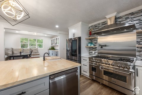 Tiny photo for 2520 W HORSESHOE CIR S, South Jordan, UT 84095 (MLS # 2193763)