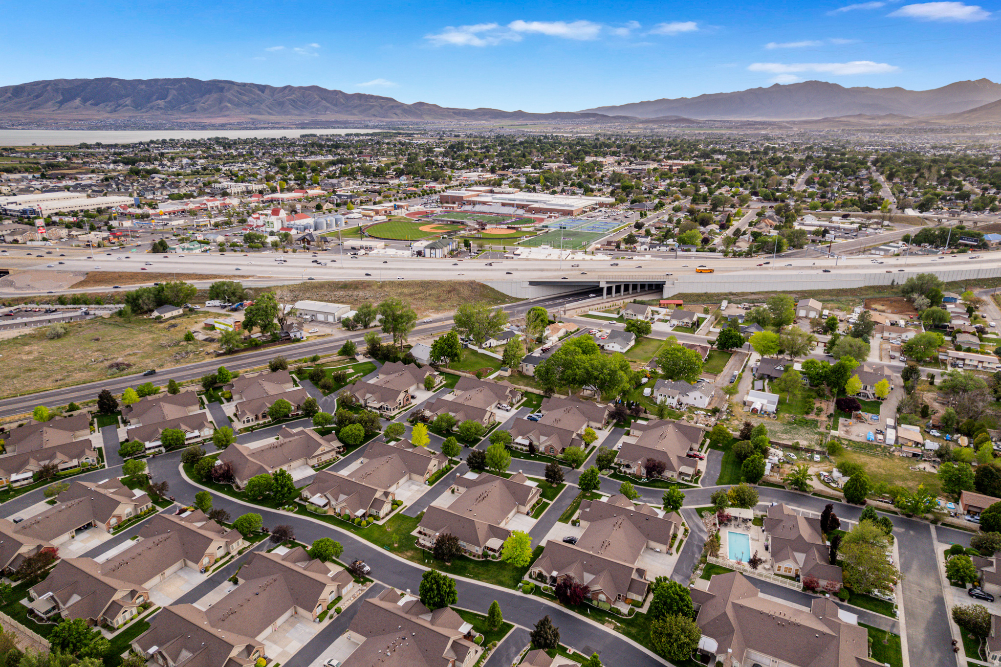 MEADOW PARK - Residential