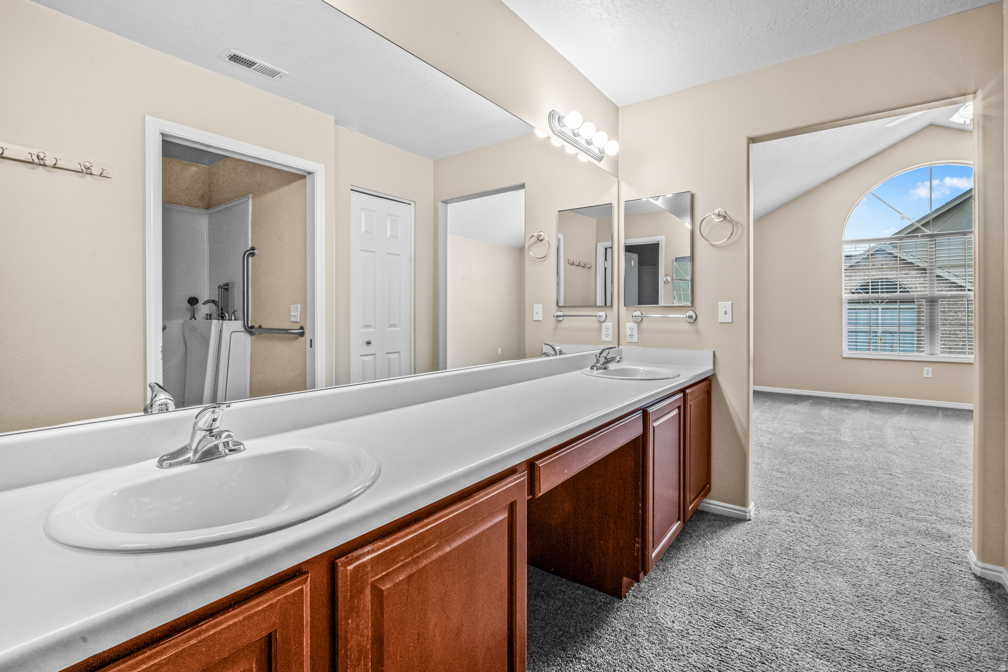 MEADOW PARK - Residential