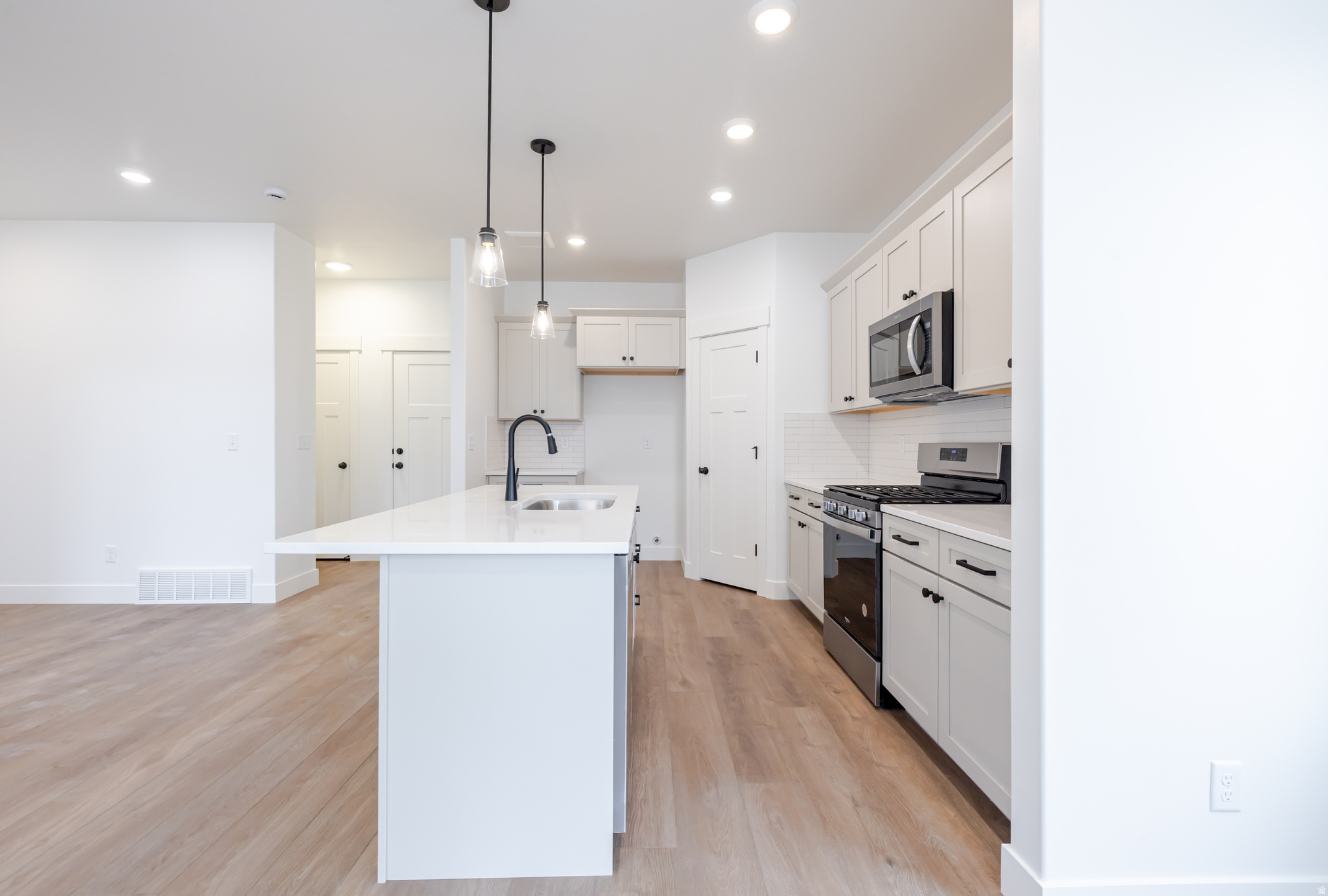 HIGHRIDGE - Residential