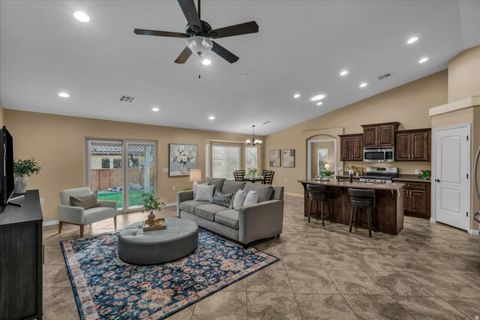Tiny photo for 1387 W FOREST DR, Saint George, UT 84790 (MLS # 2133308)