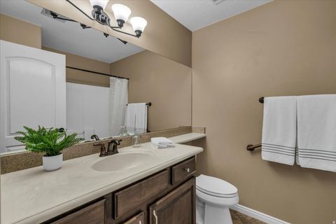 Tiny photo for 1387 W FOREST DR, Saint George, UT 84790 (MLS # 2133308)