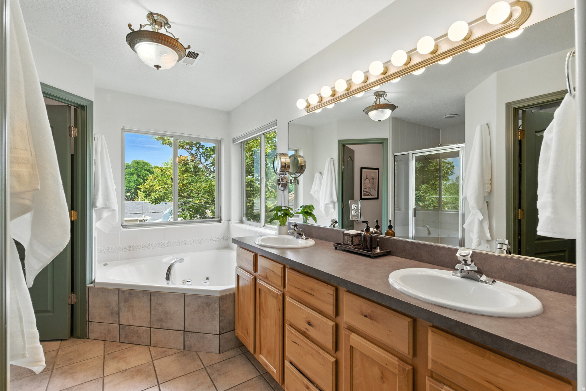 AUBURN HEIGHTS - Residential