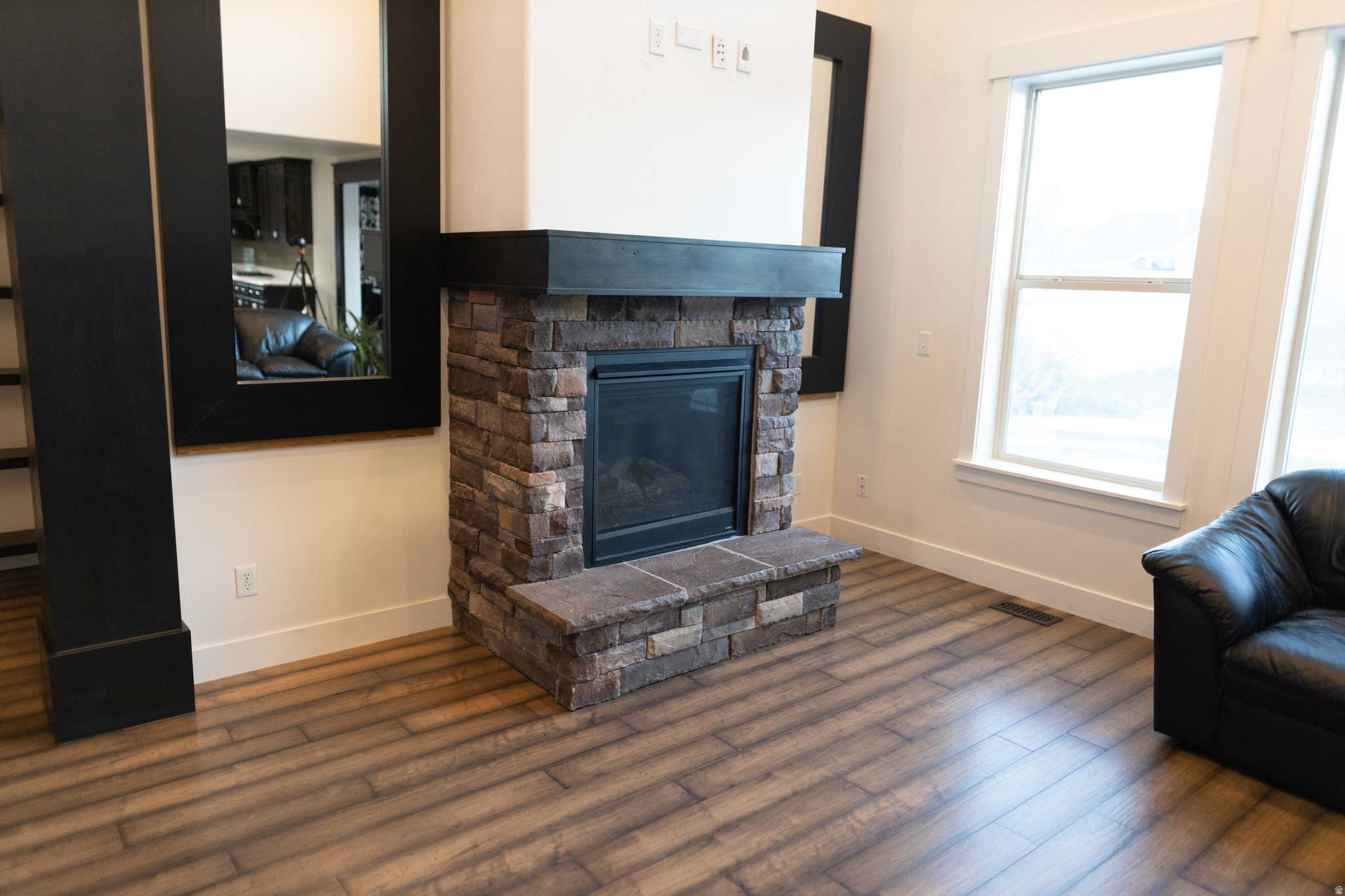 BAY SUB - Residential