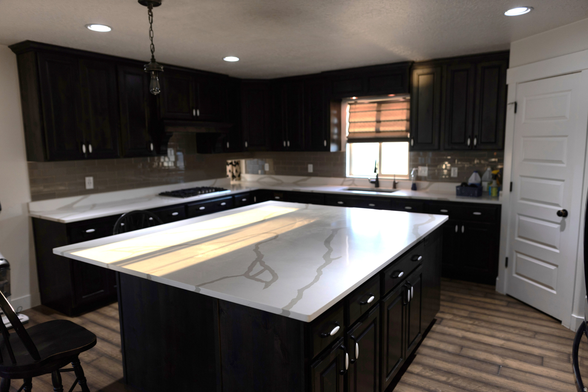 BAY SUB - Residential