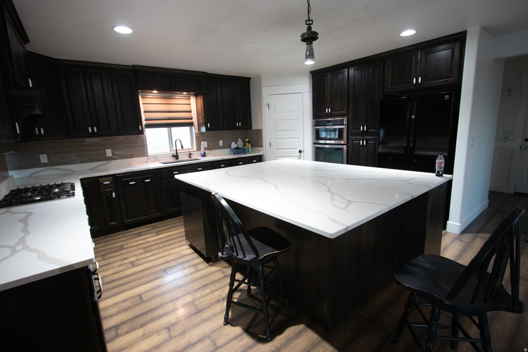 BAY SUB - Residential