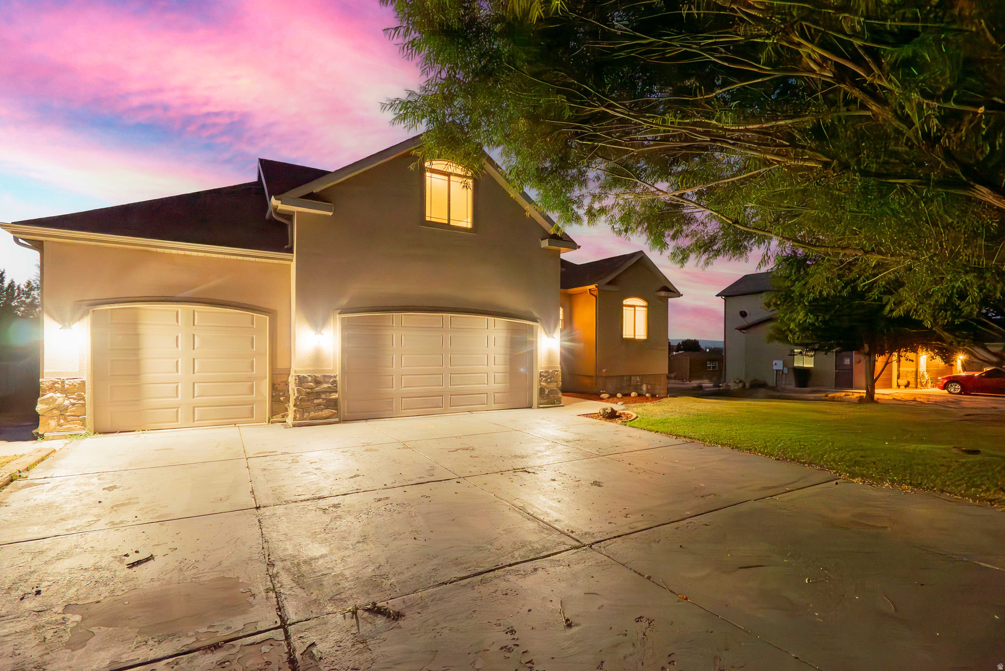 BONNIE LASS - Residential