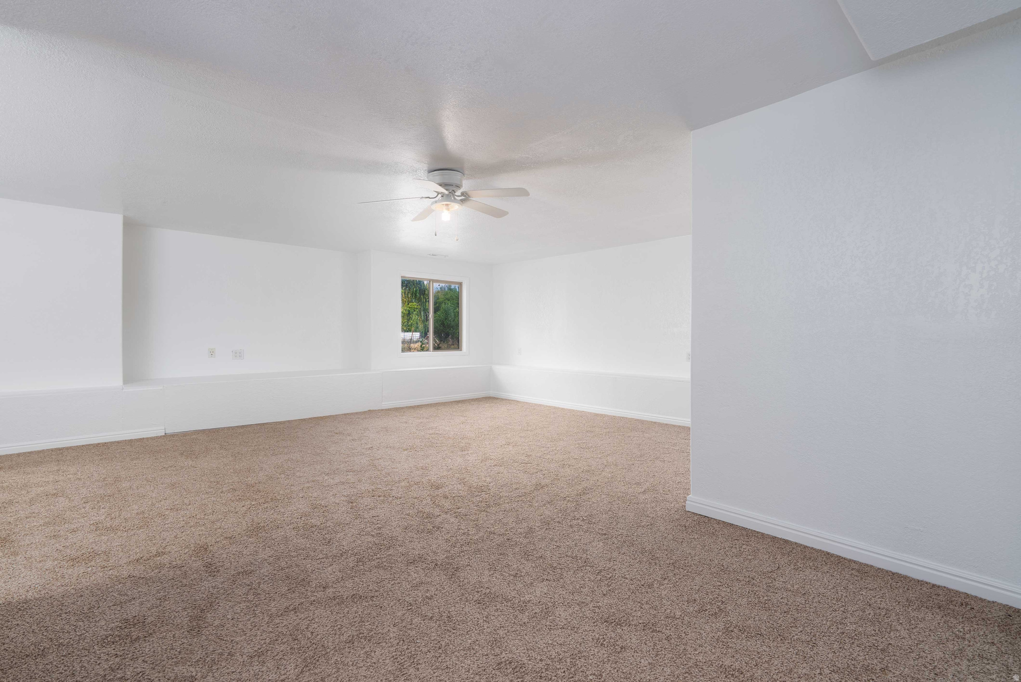 BONNIE LASS - Residential