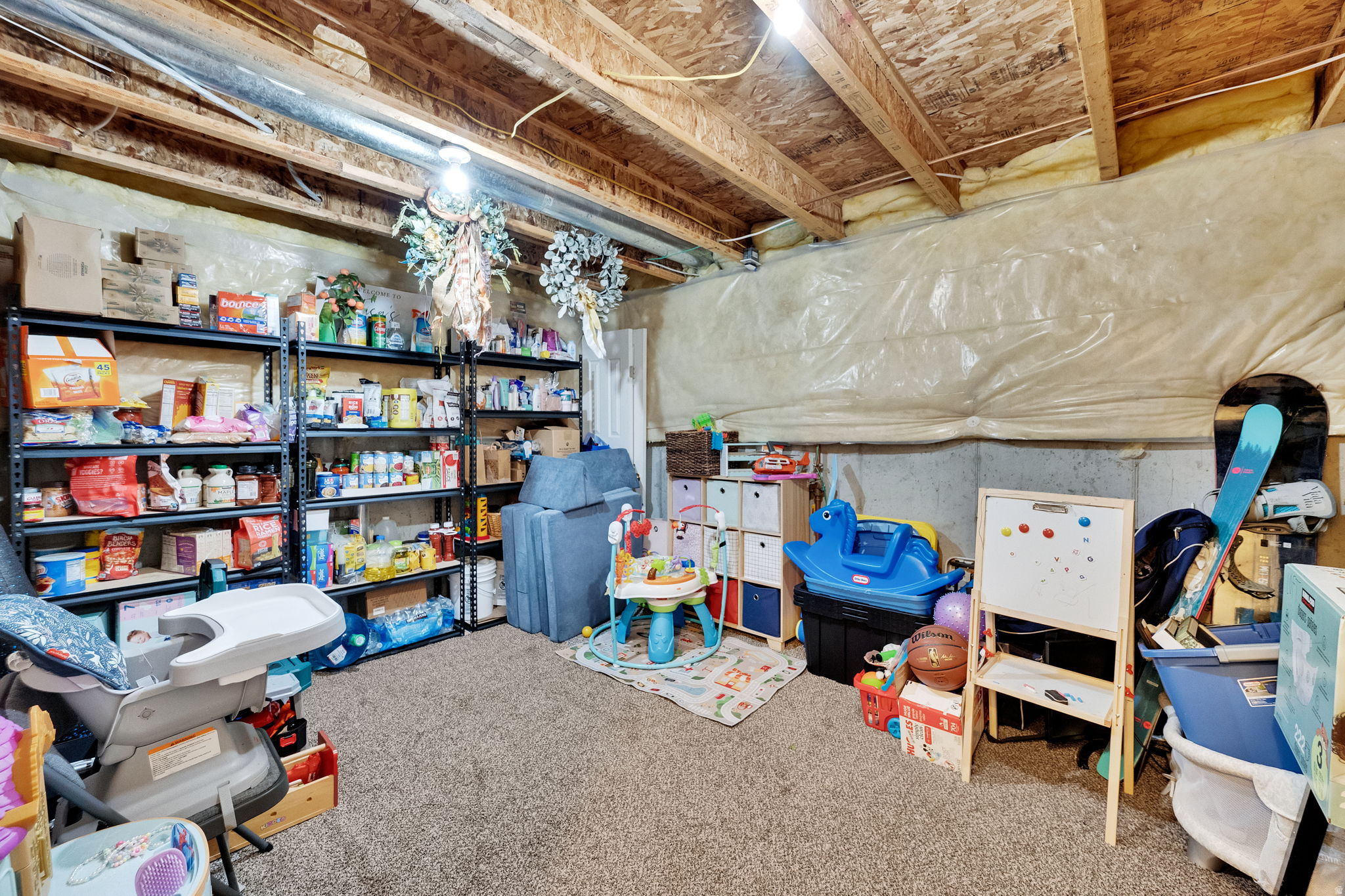 ABSALOM COURT - Residential