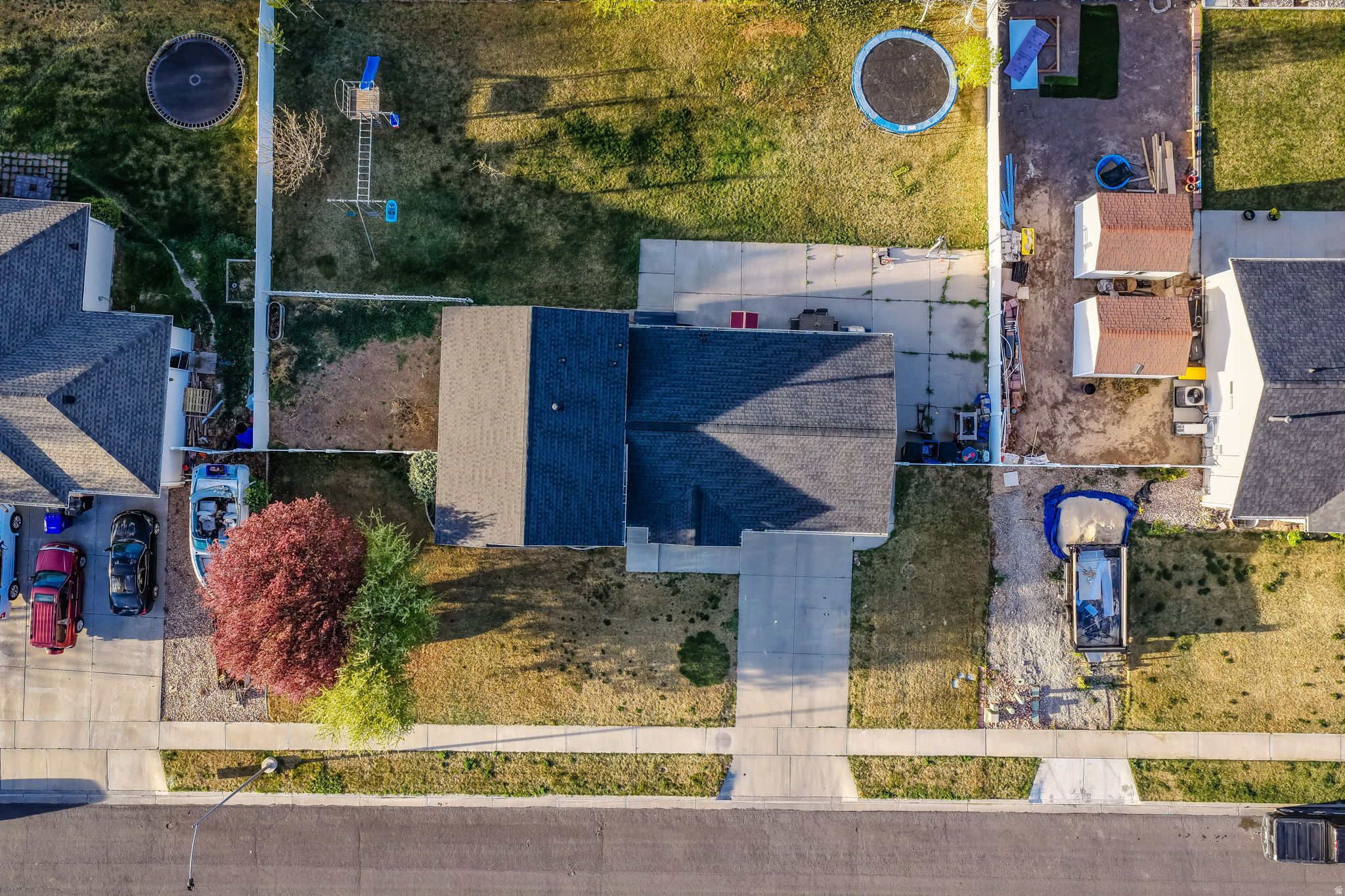 ABSALOM COURT - Residential