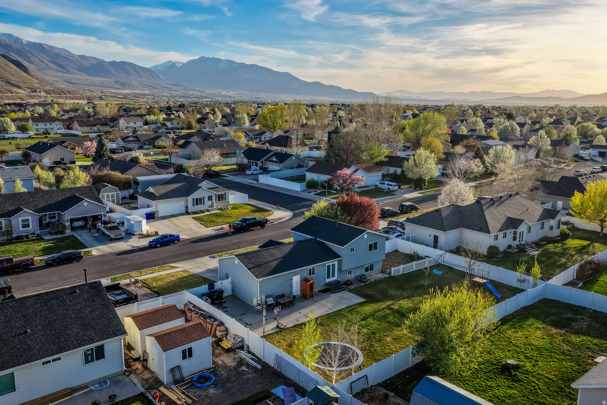 ABSALOM COURT - Residential