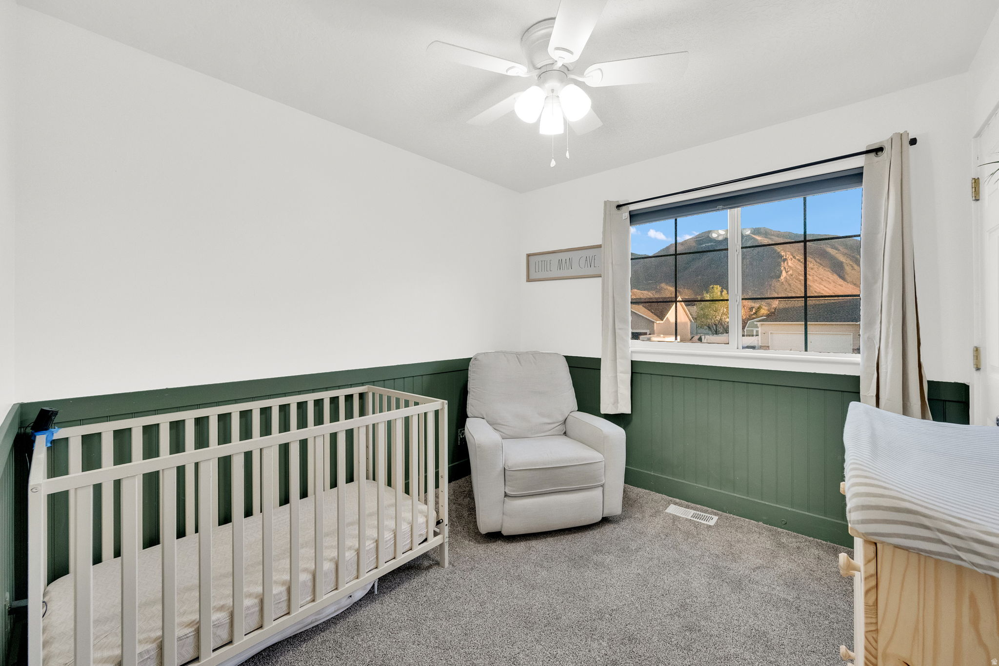 ABSALOM COURT - Residential