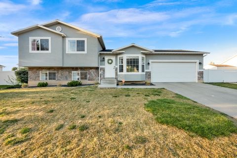 Photo of 2397 E 1370 S, Spanish Fork, UT 84660 (MLS # 2146619)