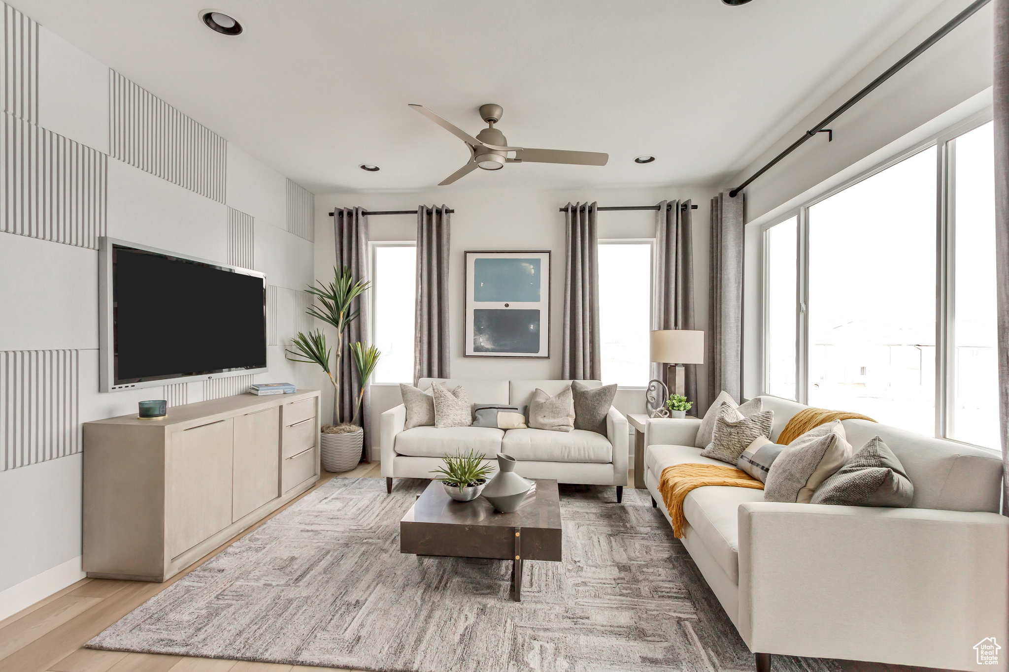 HARMONY PLACE - Residential