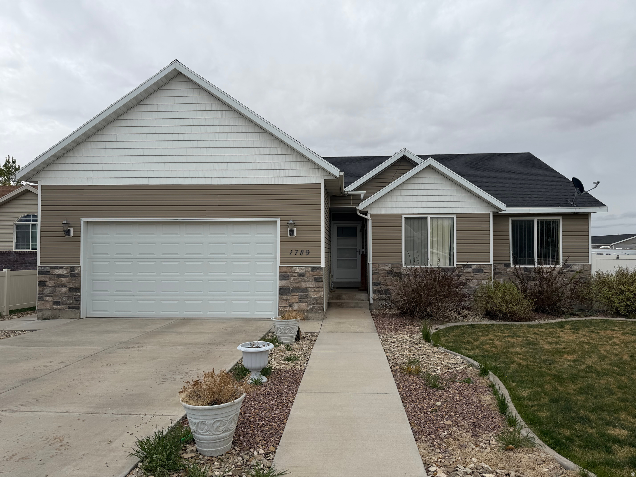 BRIGHTON FARMS - Residential