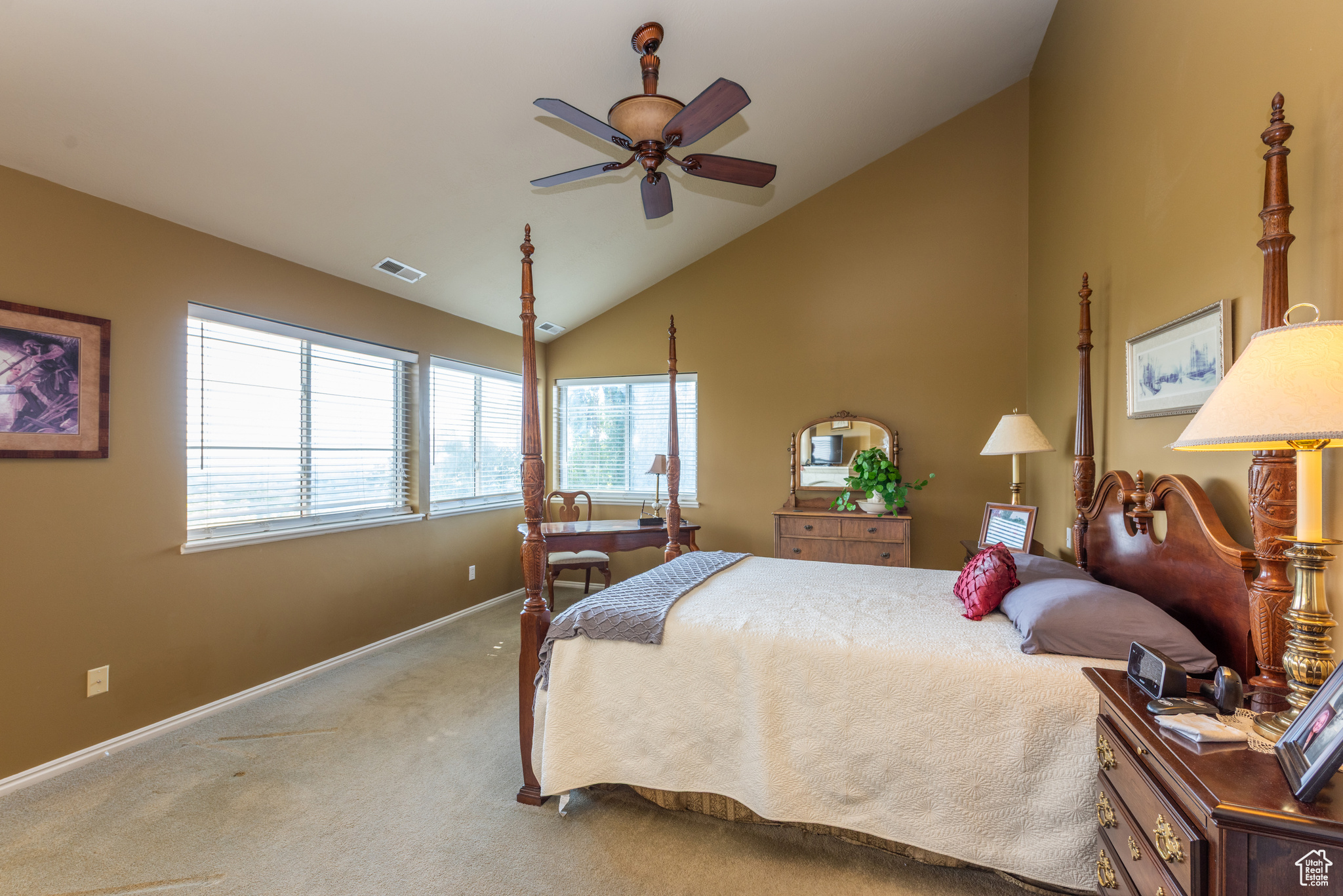 ROLLING HILLS ESTATES SUB - Residential