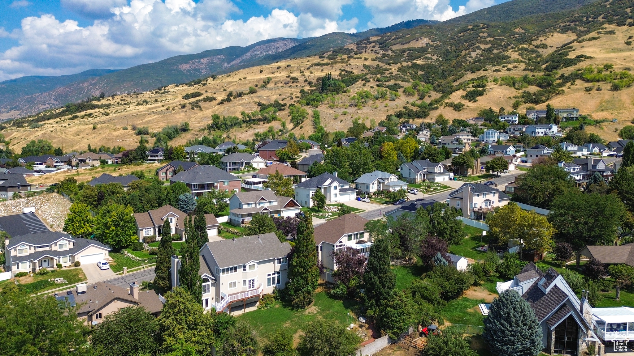 ROLLING HILLS ESTATES SUB - Residential