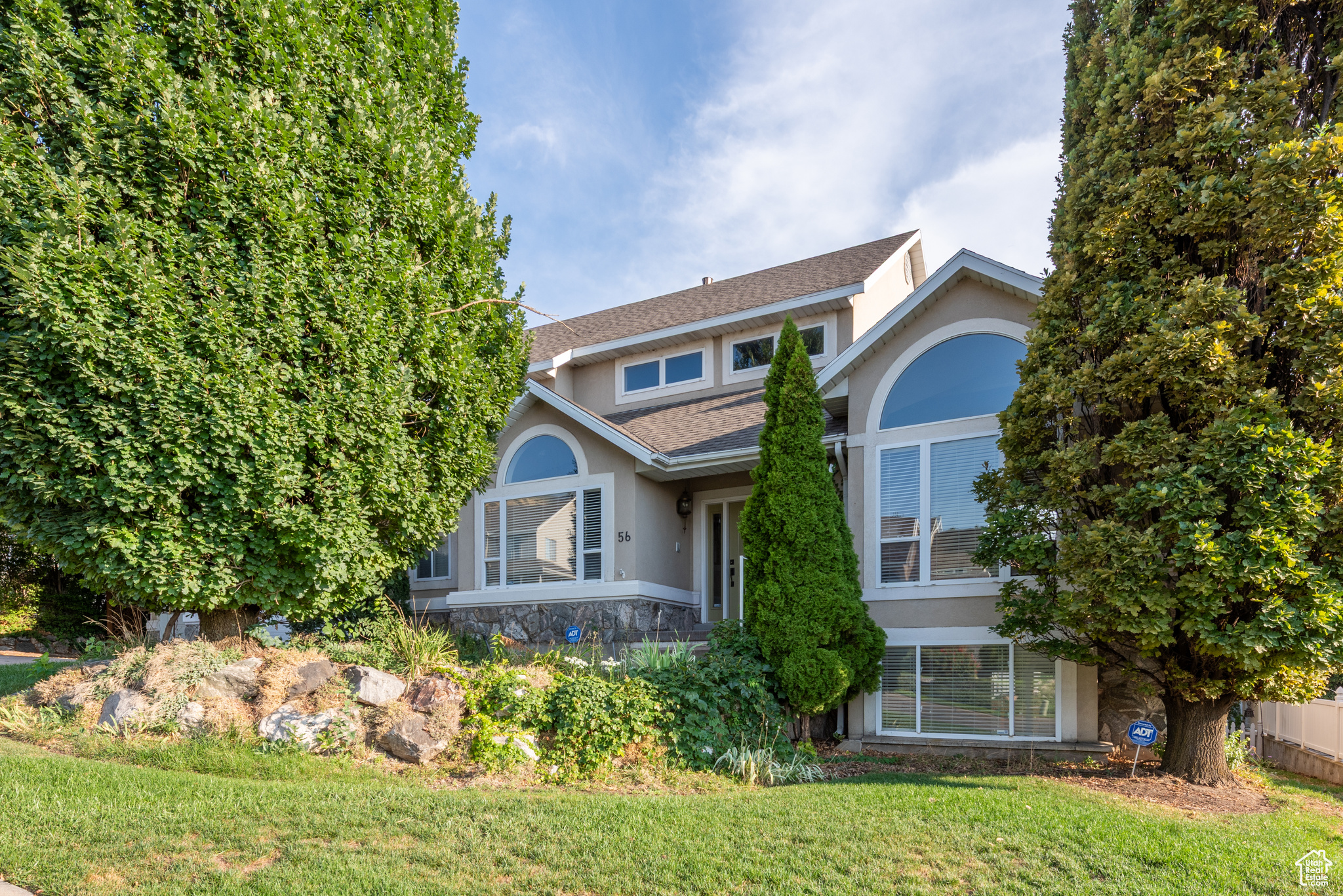 ROLLING HILLS ESTATES SUB - Residential