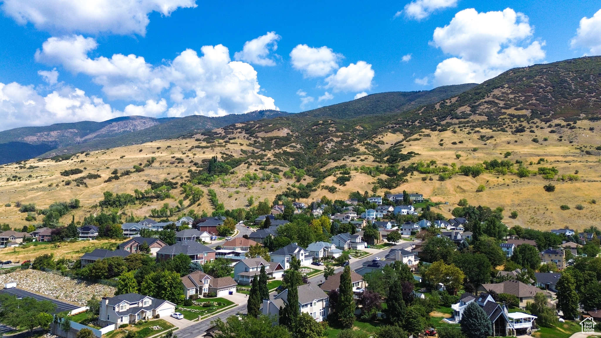 ROLLING HILLS ESTATES SUB - Residential