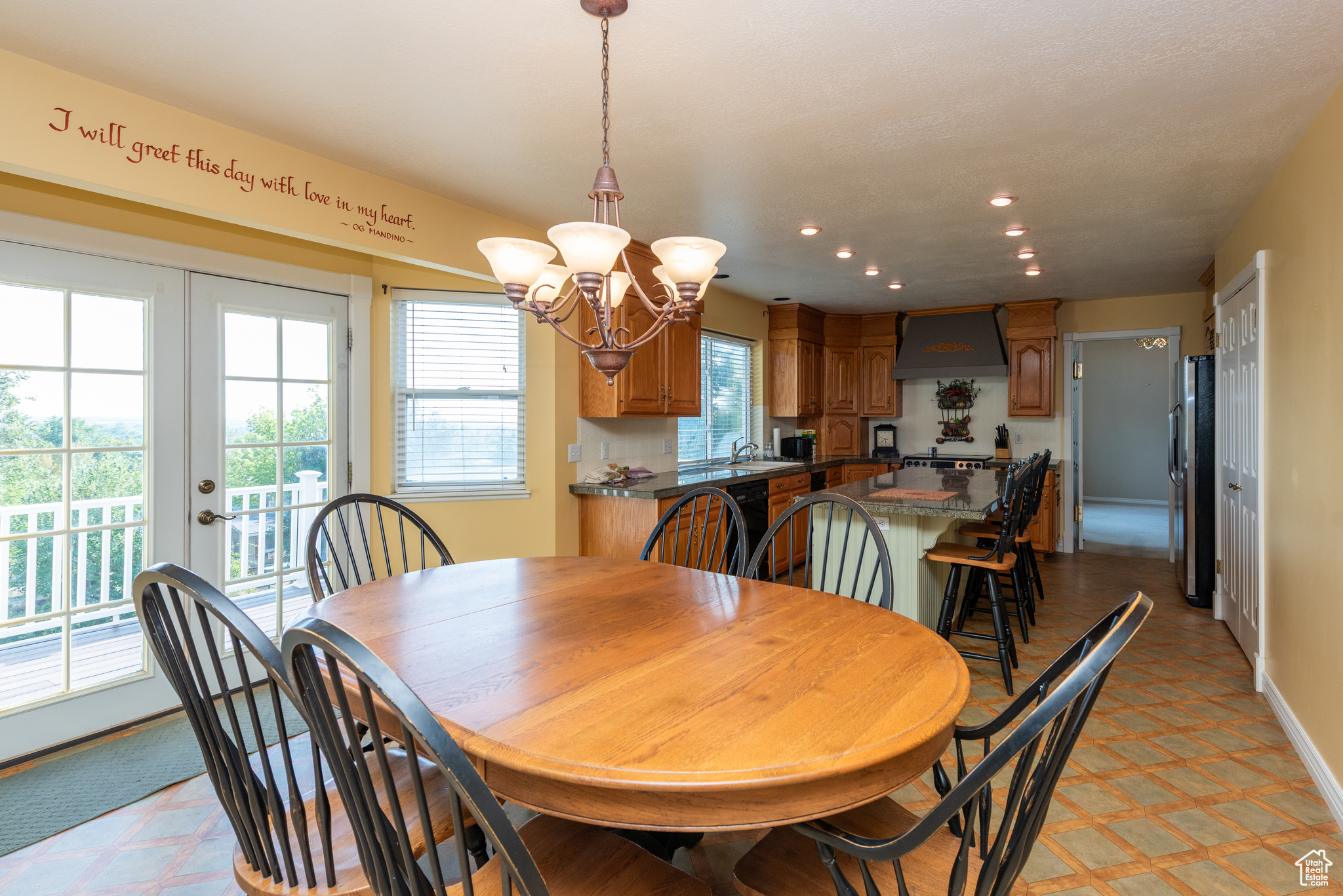 ROLLING HILLS ESTATES SUB - Residential