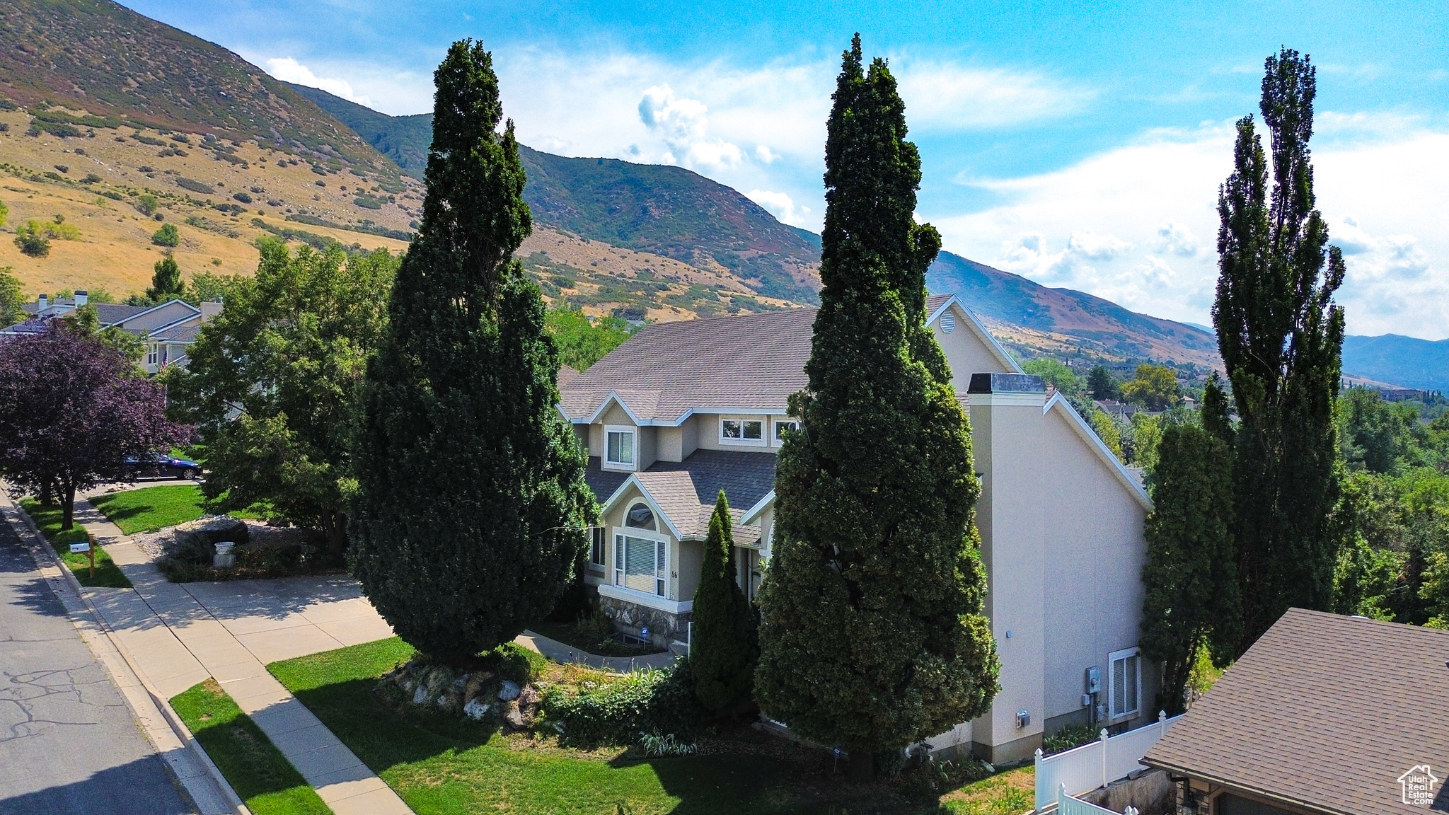 ROLLING HILLS ESTATES SUB - Residential