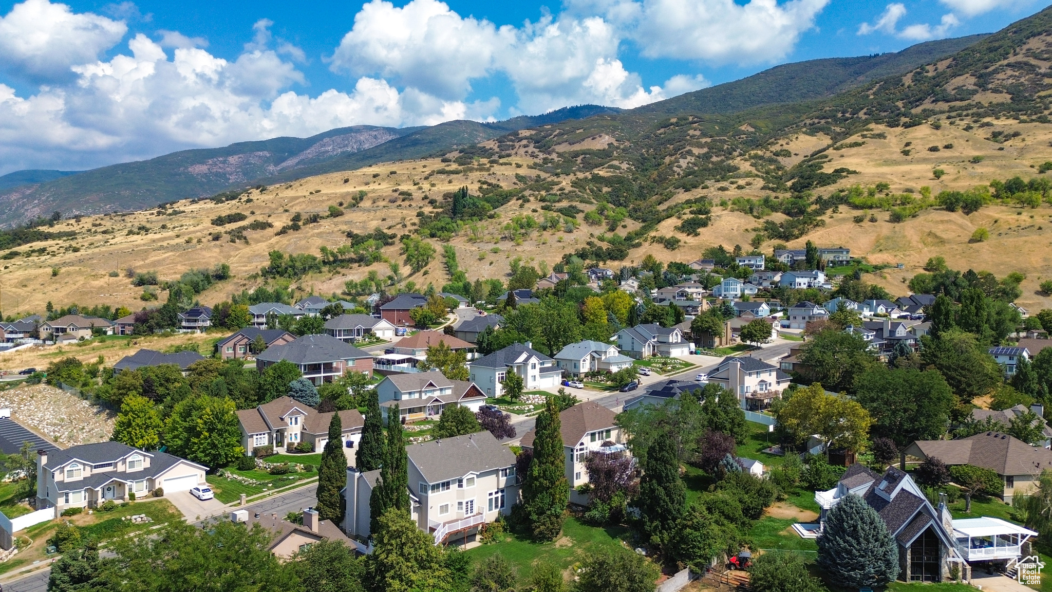 ROLLING HILLS ESTATES SUB - Residential