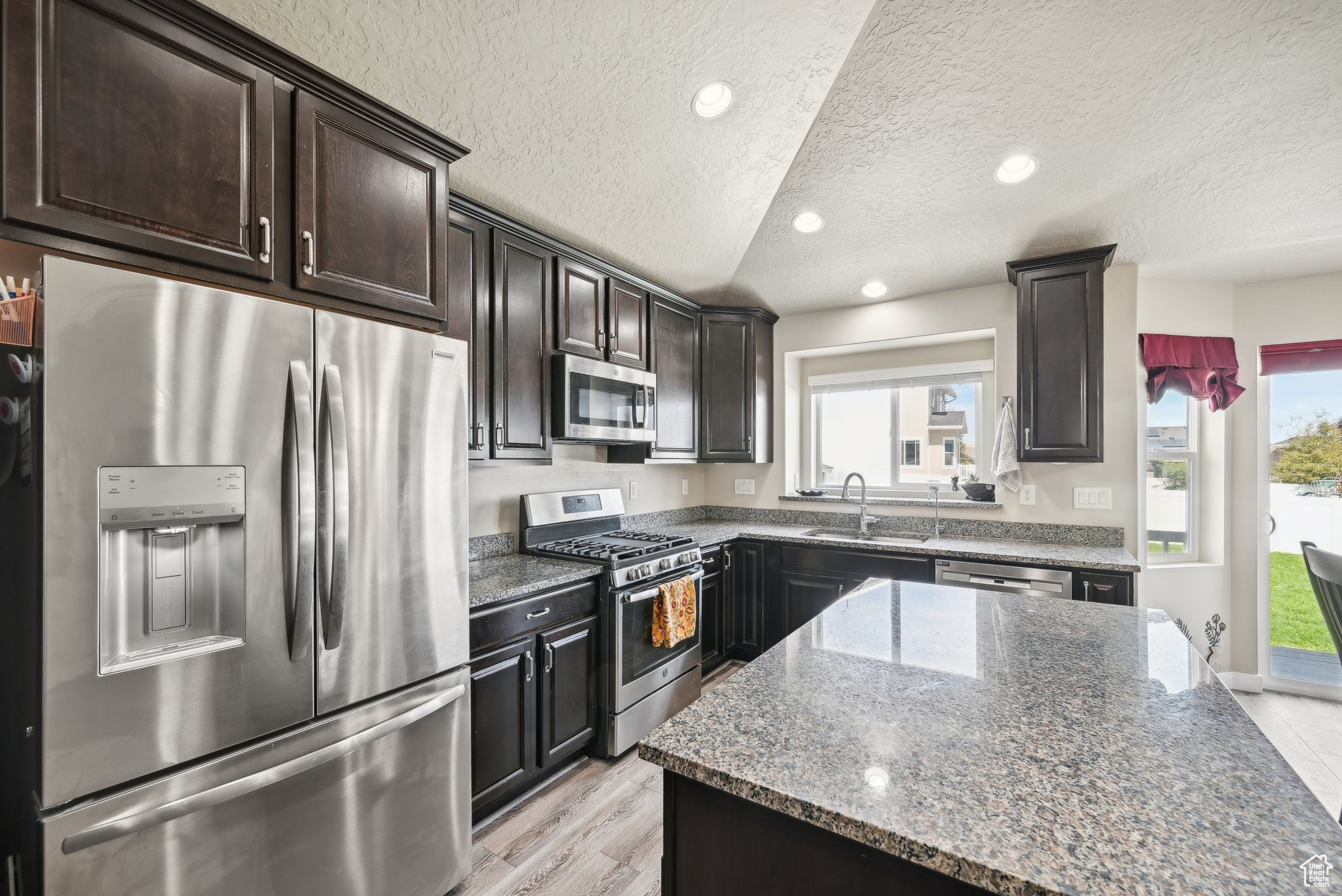 7114 W Addison View Ln, West Jordan, Utah image 11