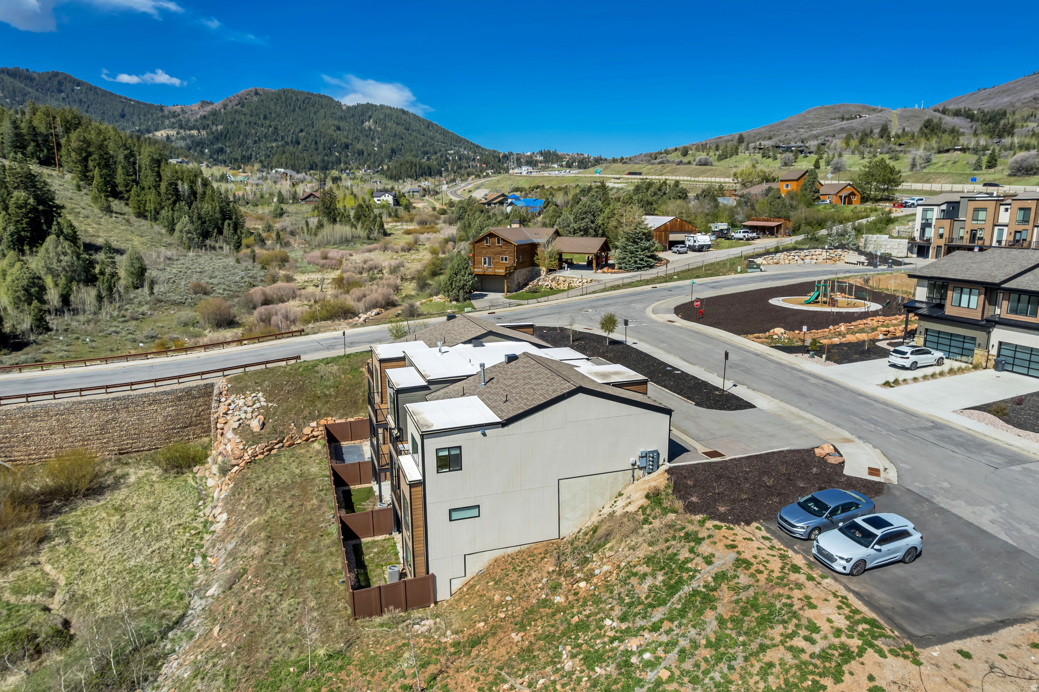 DISCOVERY RIDGE PHAS - Residential