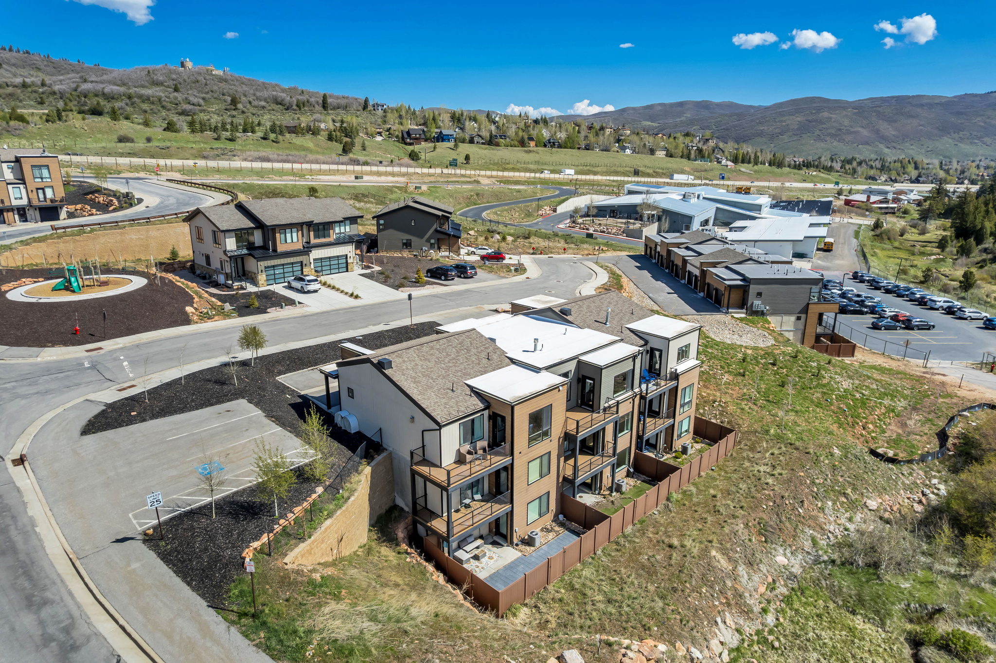 DISCOVERY RIDGE PHAS - Residential