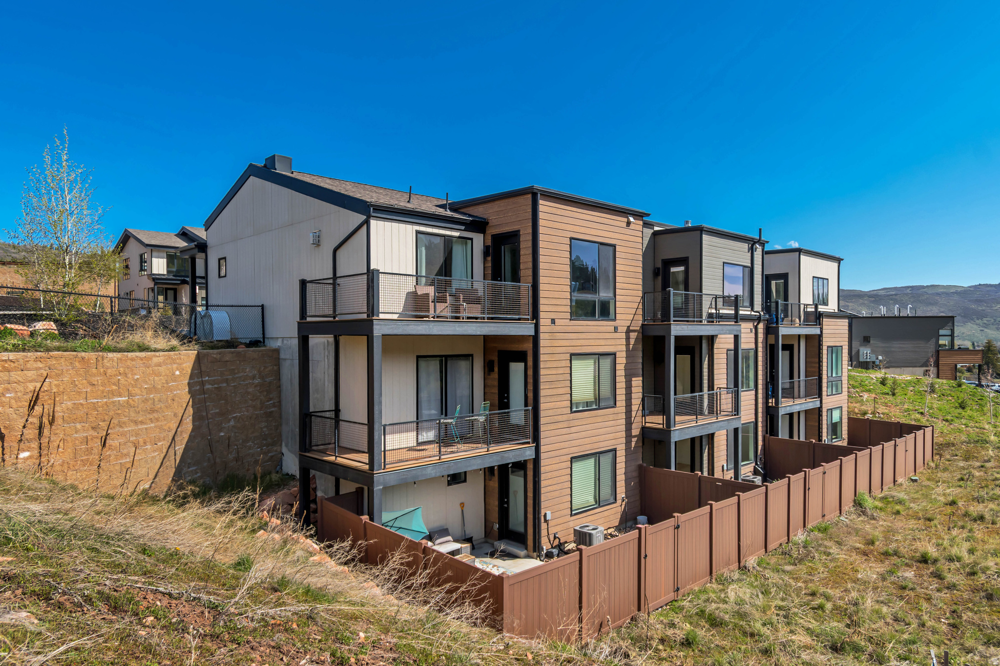 DISCOVERY RIDGE PHAS - Residential