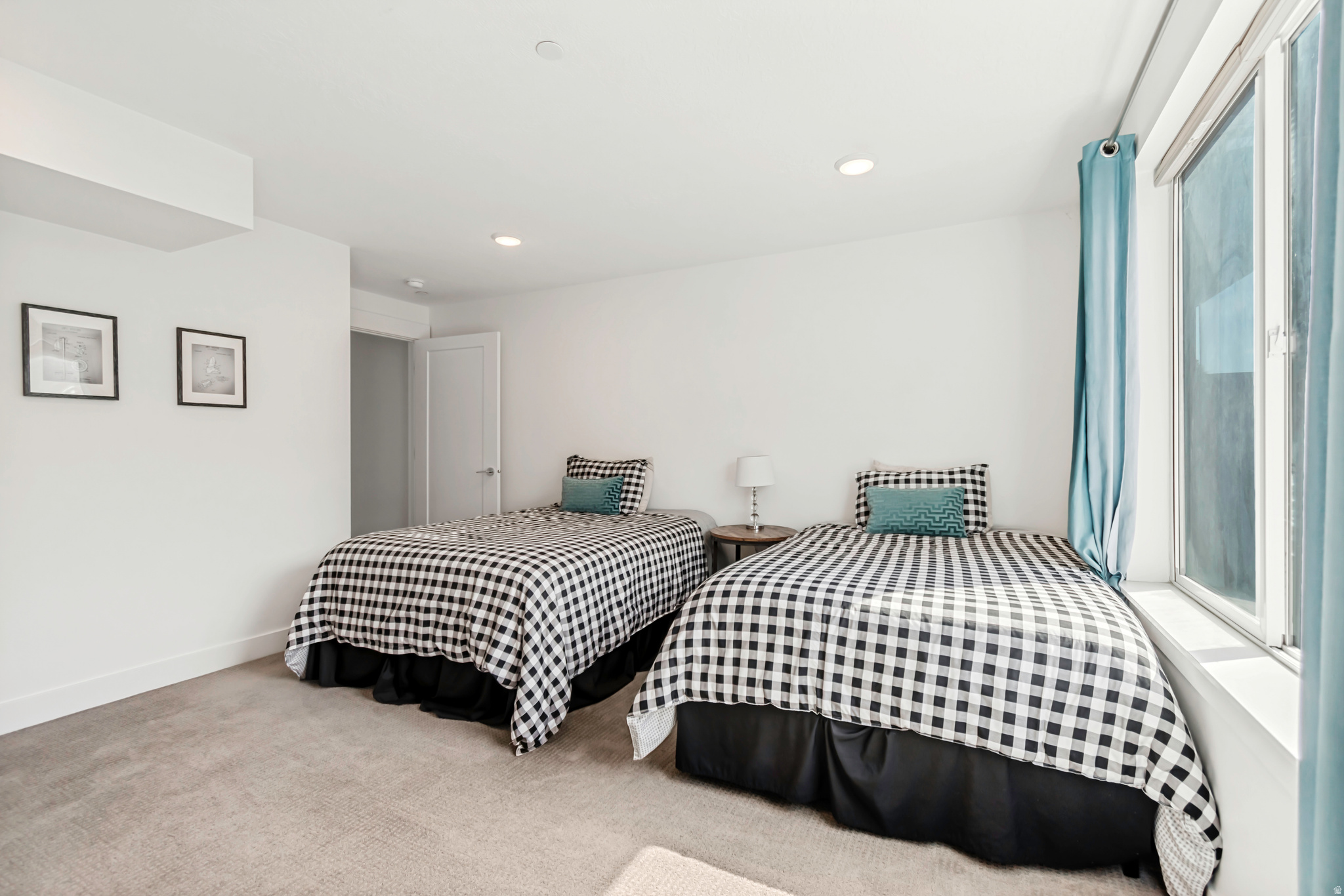 DISCOVERY RIDGE PHAS - Residential