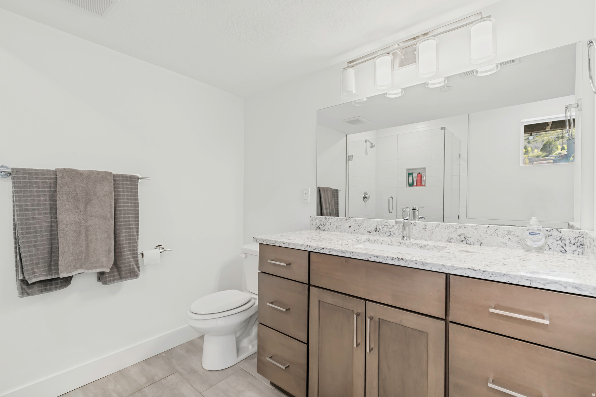 DISCOVERY RIDGE PHAS - Residential