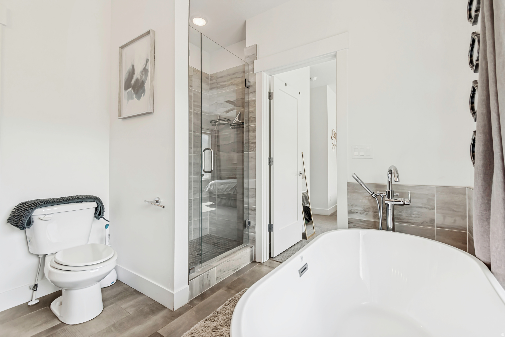 DISCOVERY RIDGE PHAS - Residential