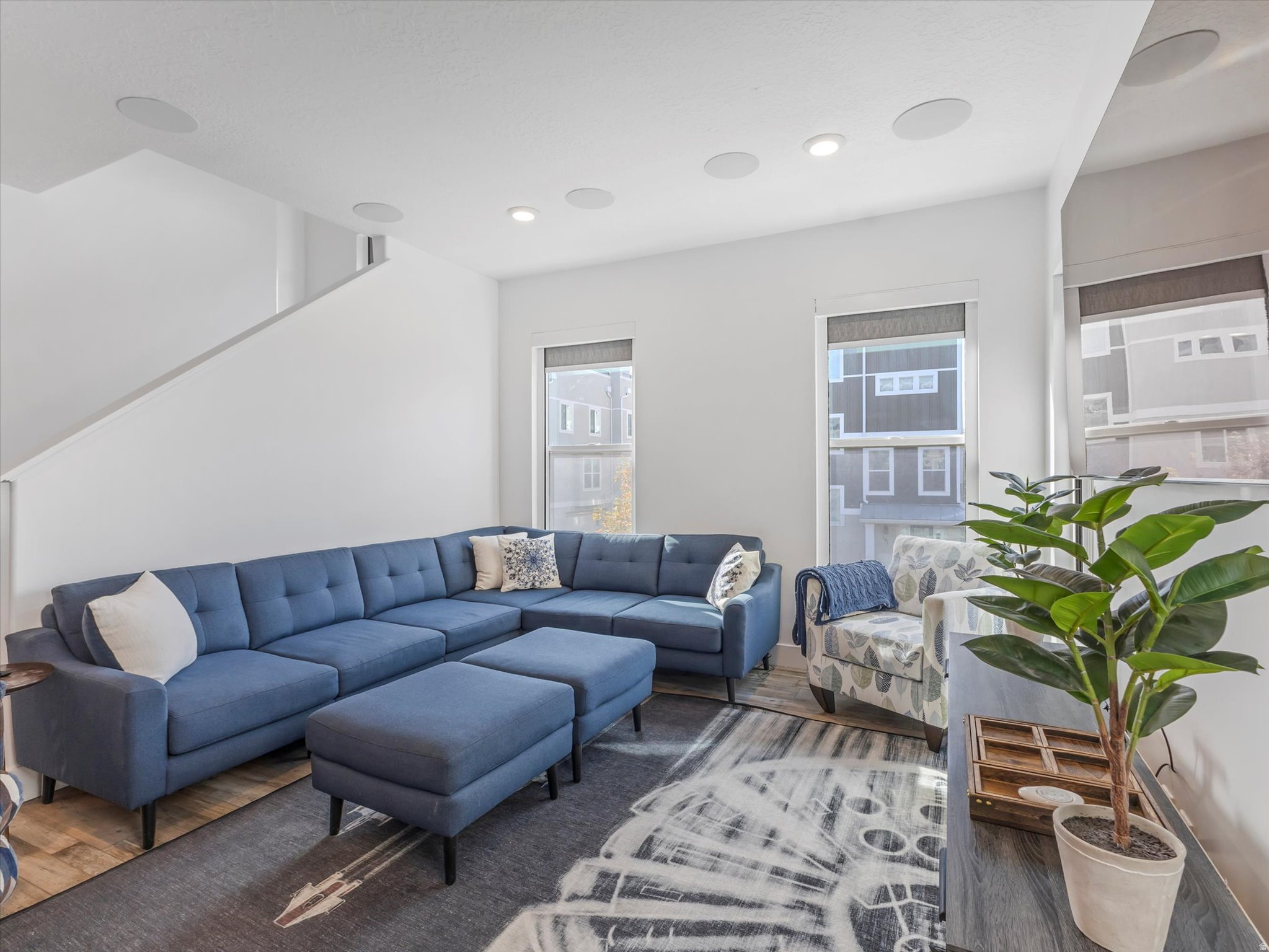 GRANTON SQUARE - Residential