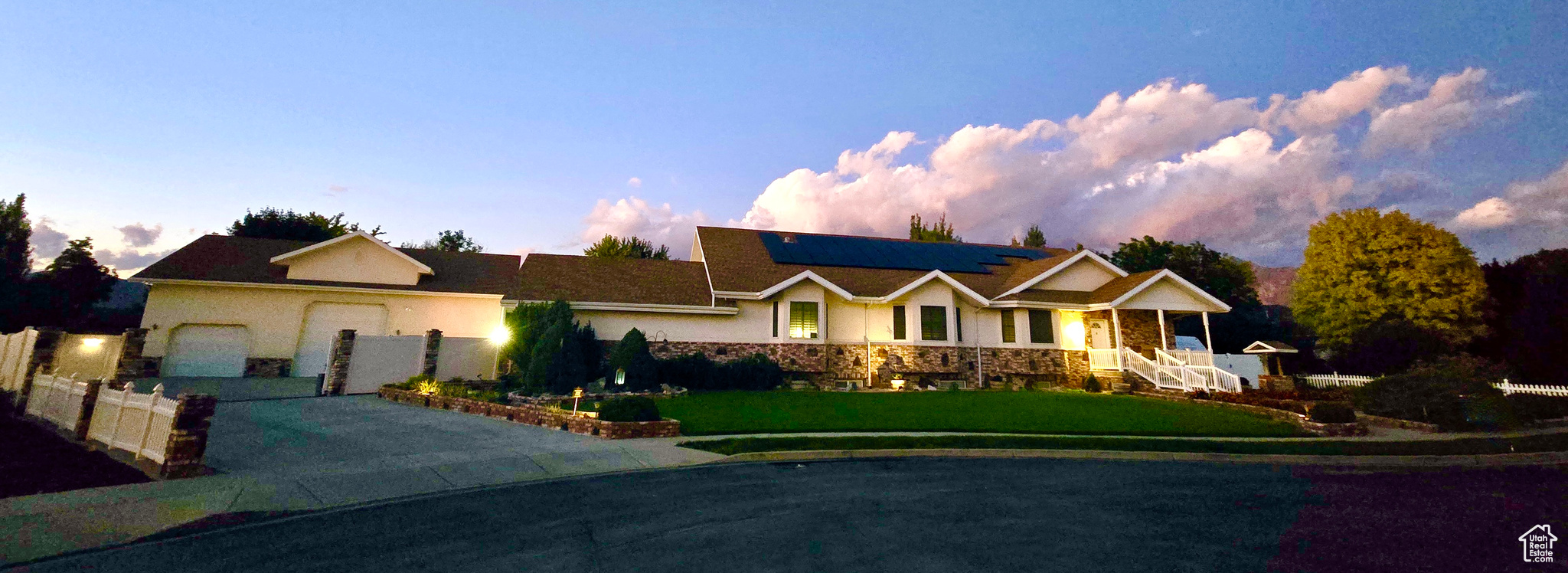 STEEPLE CHASE - Residential