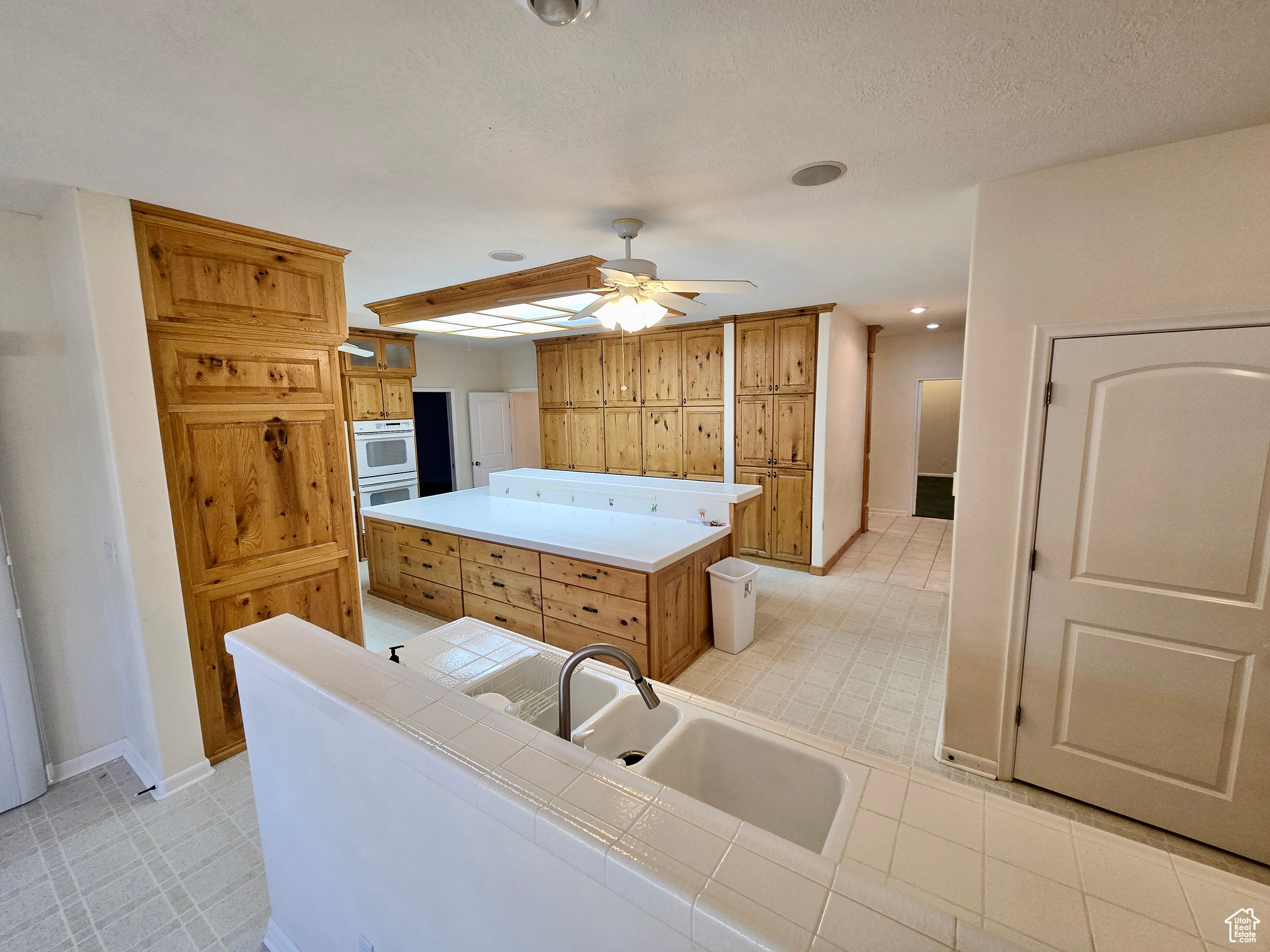 STEEPLE CHASE - Residential