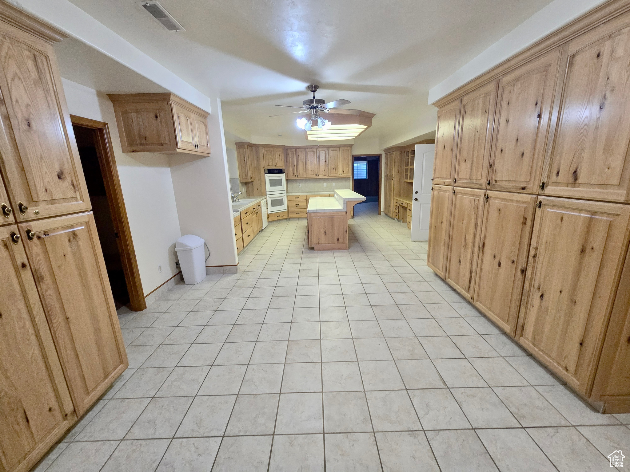 STEEPLE CHASE - Residential