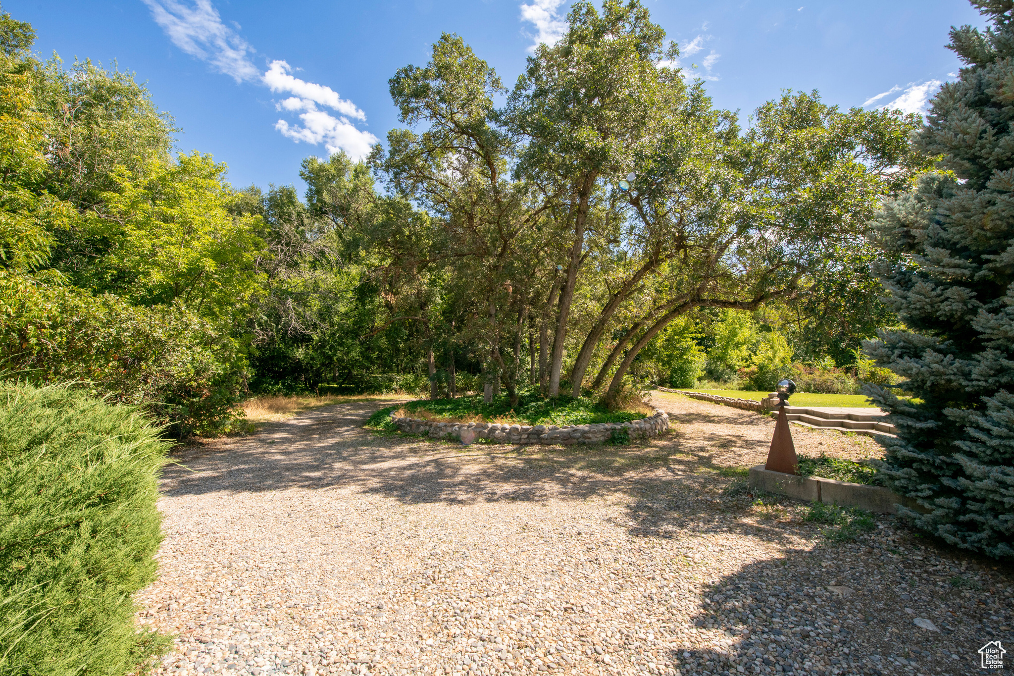 MOYLE PARK - Residential