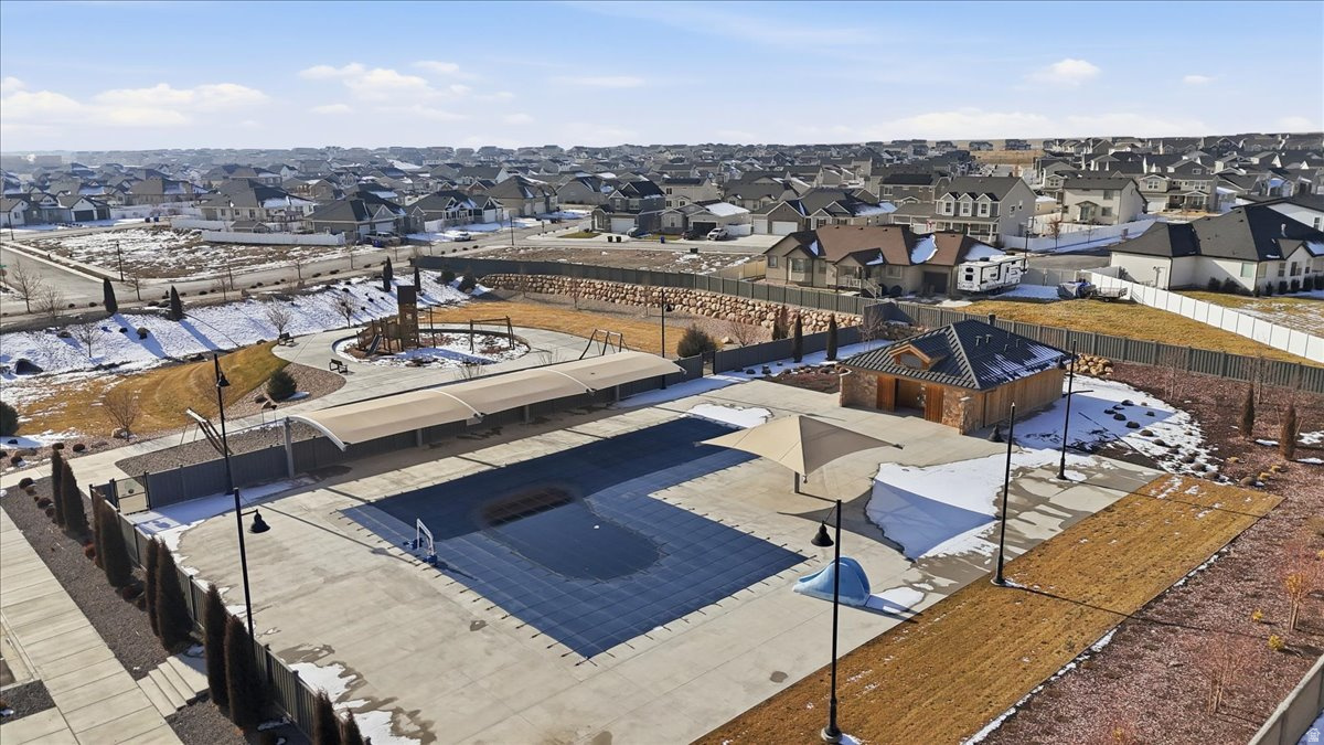 OVERLAND - Residential