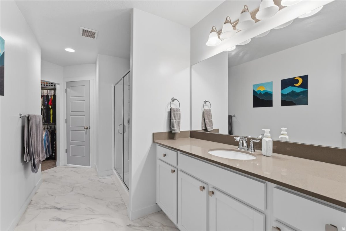 OVERLAND - Residential