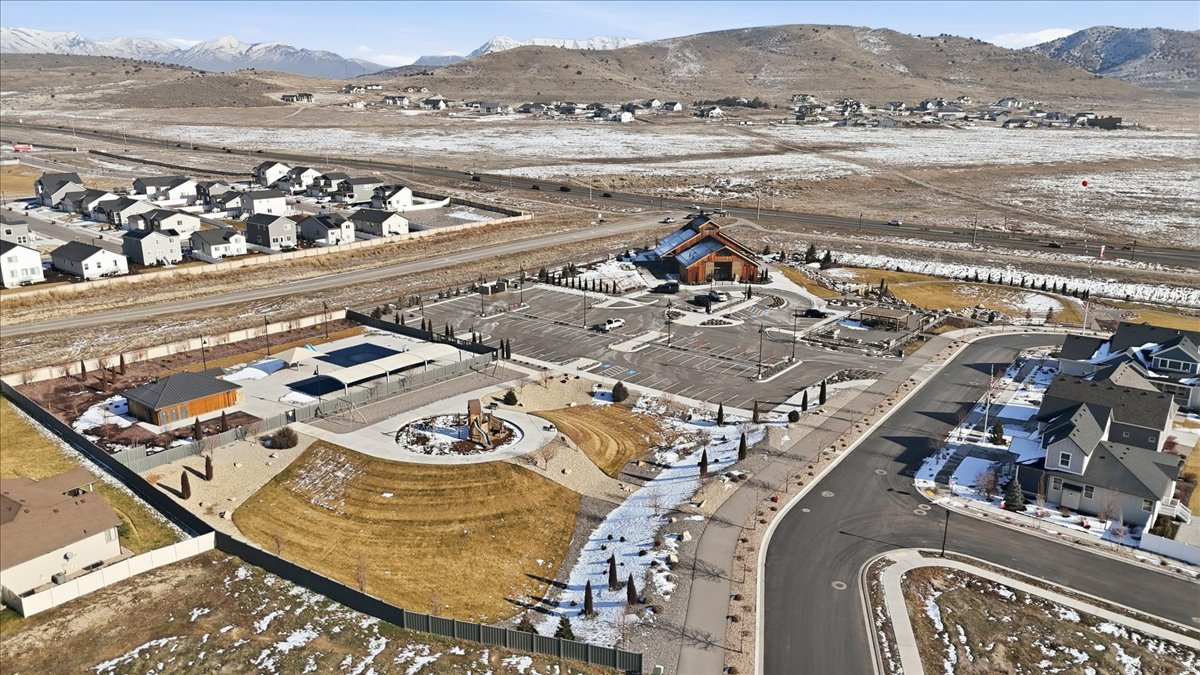 OVERLAND - Residential