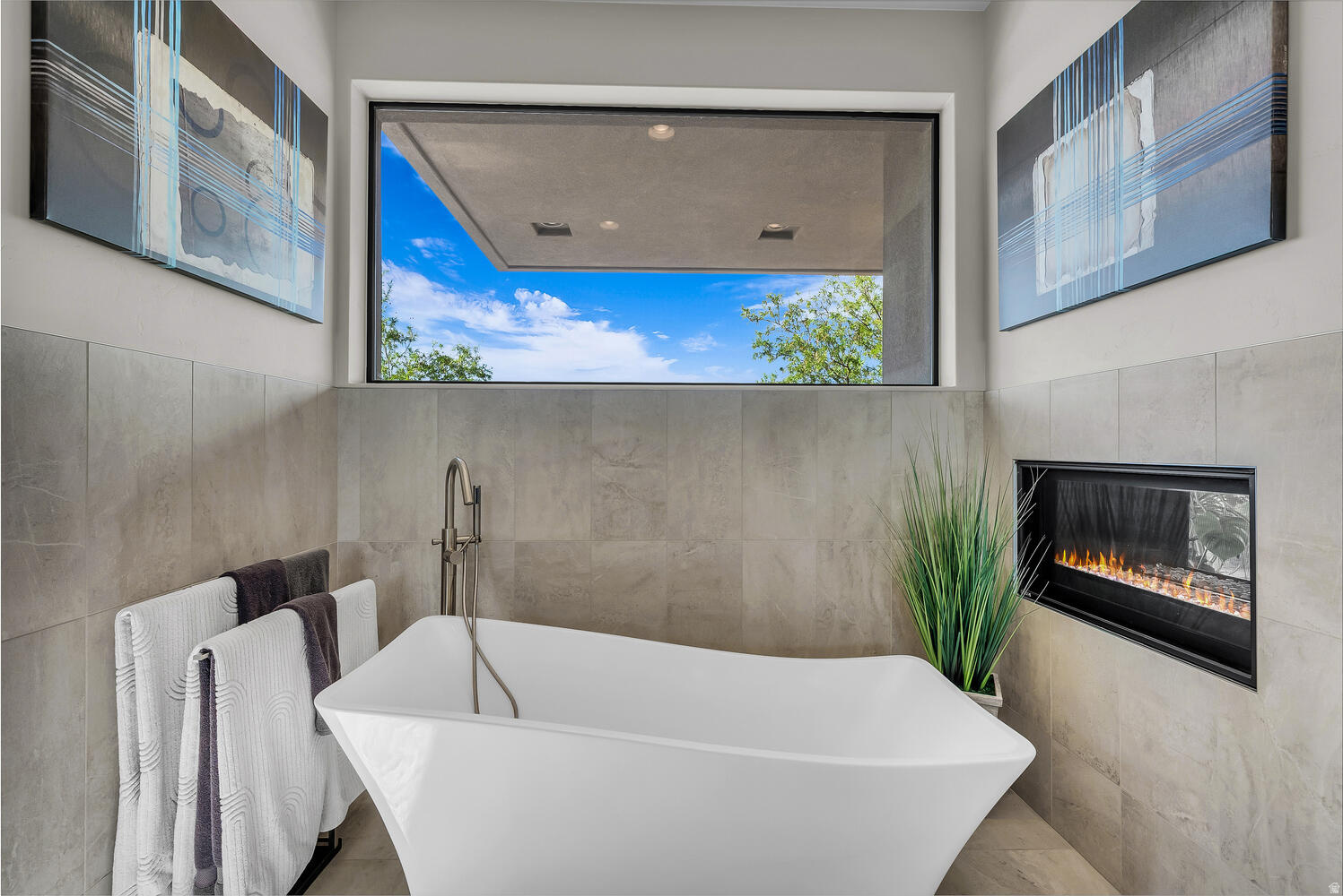 VISTAS AT ENTRADA PH 1 - Residential