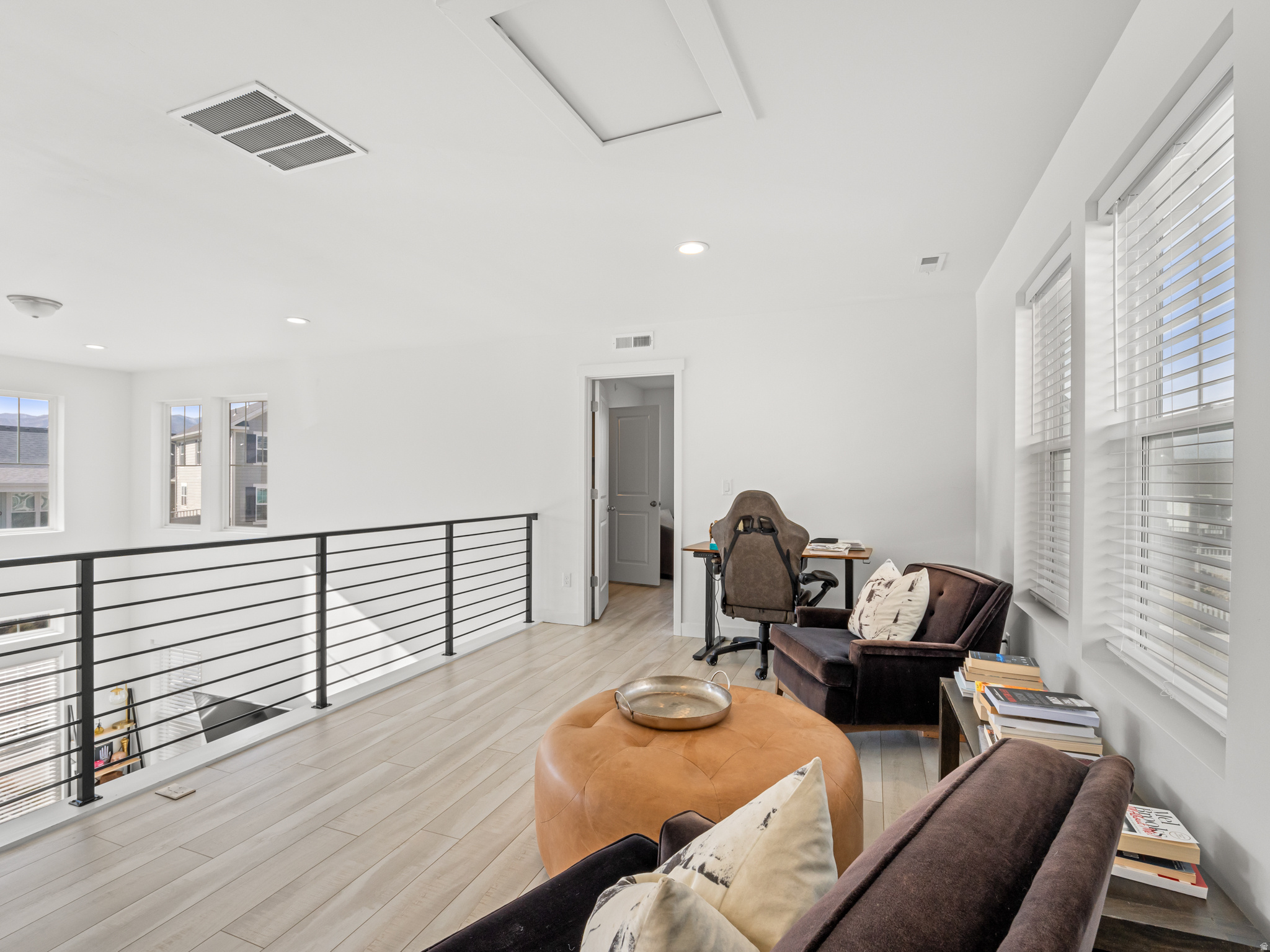 DAYBREAK - Residential